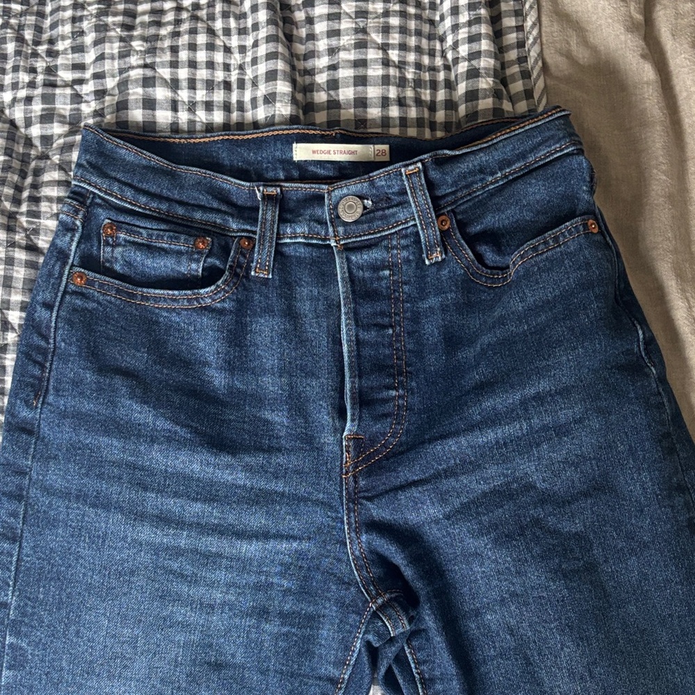Levi's Indigo Wedgie Straight Jeans
